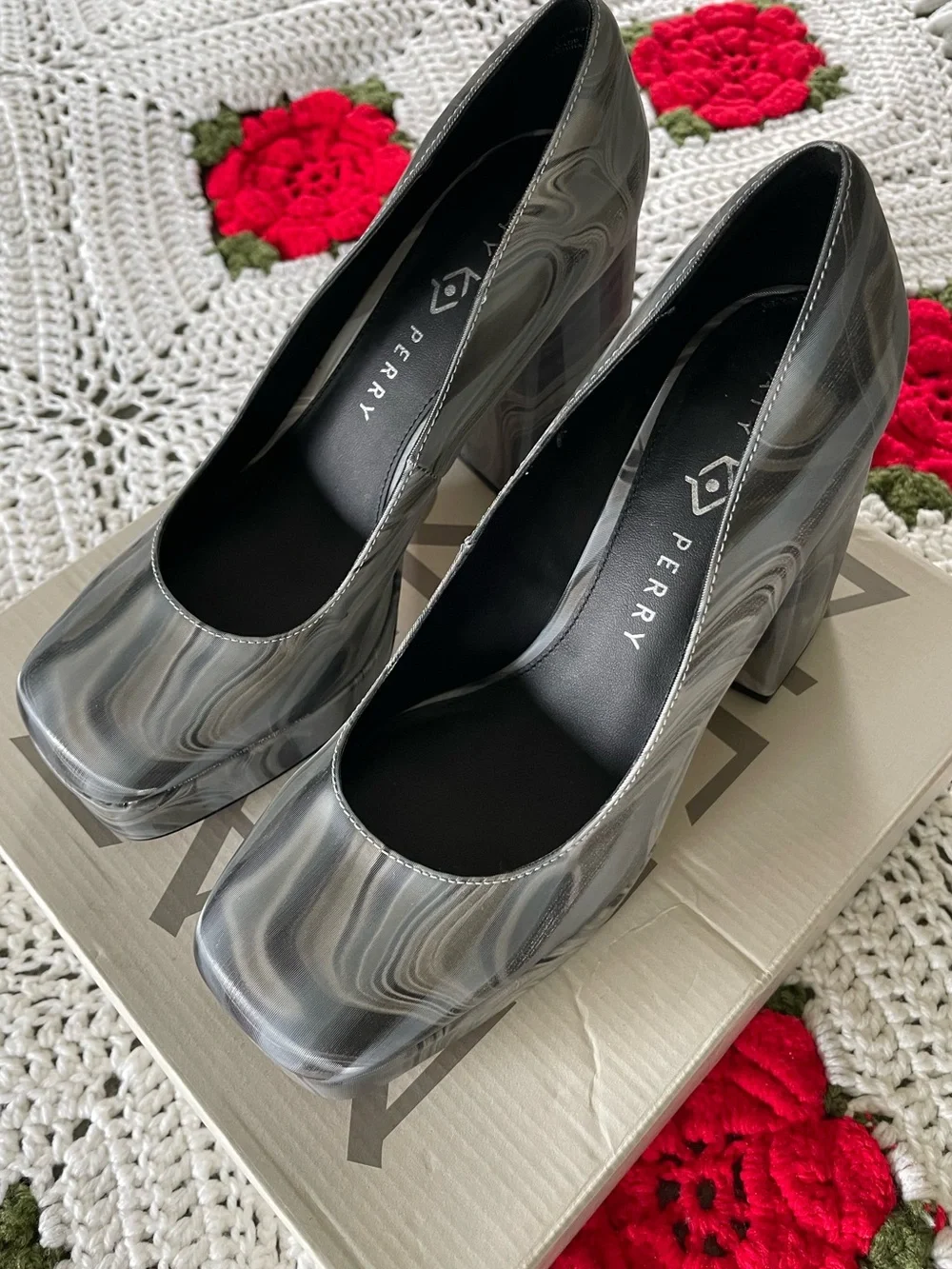 Katy Perry The Uplift Platform Pump Size 8
